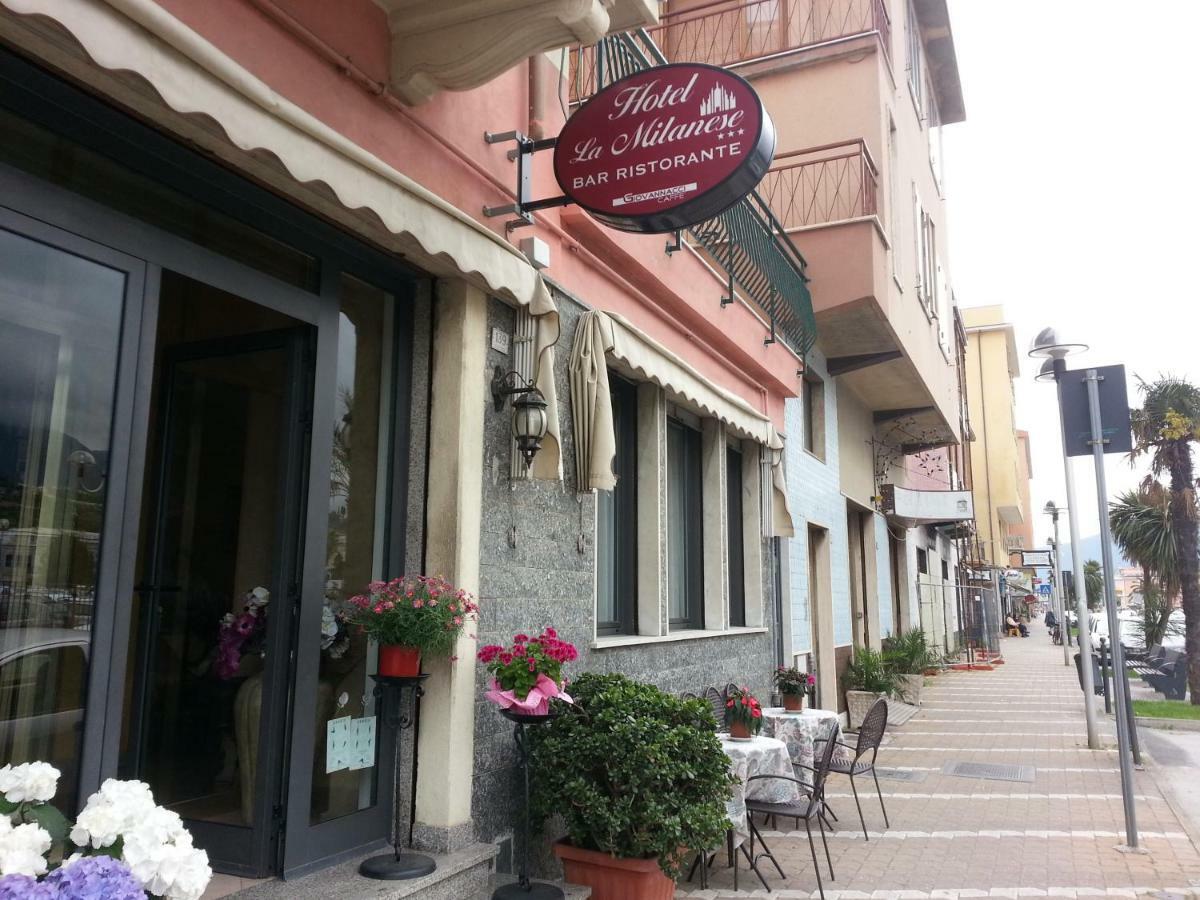 Hotel La Milanese Pietra Ligure Exterior photo